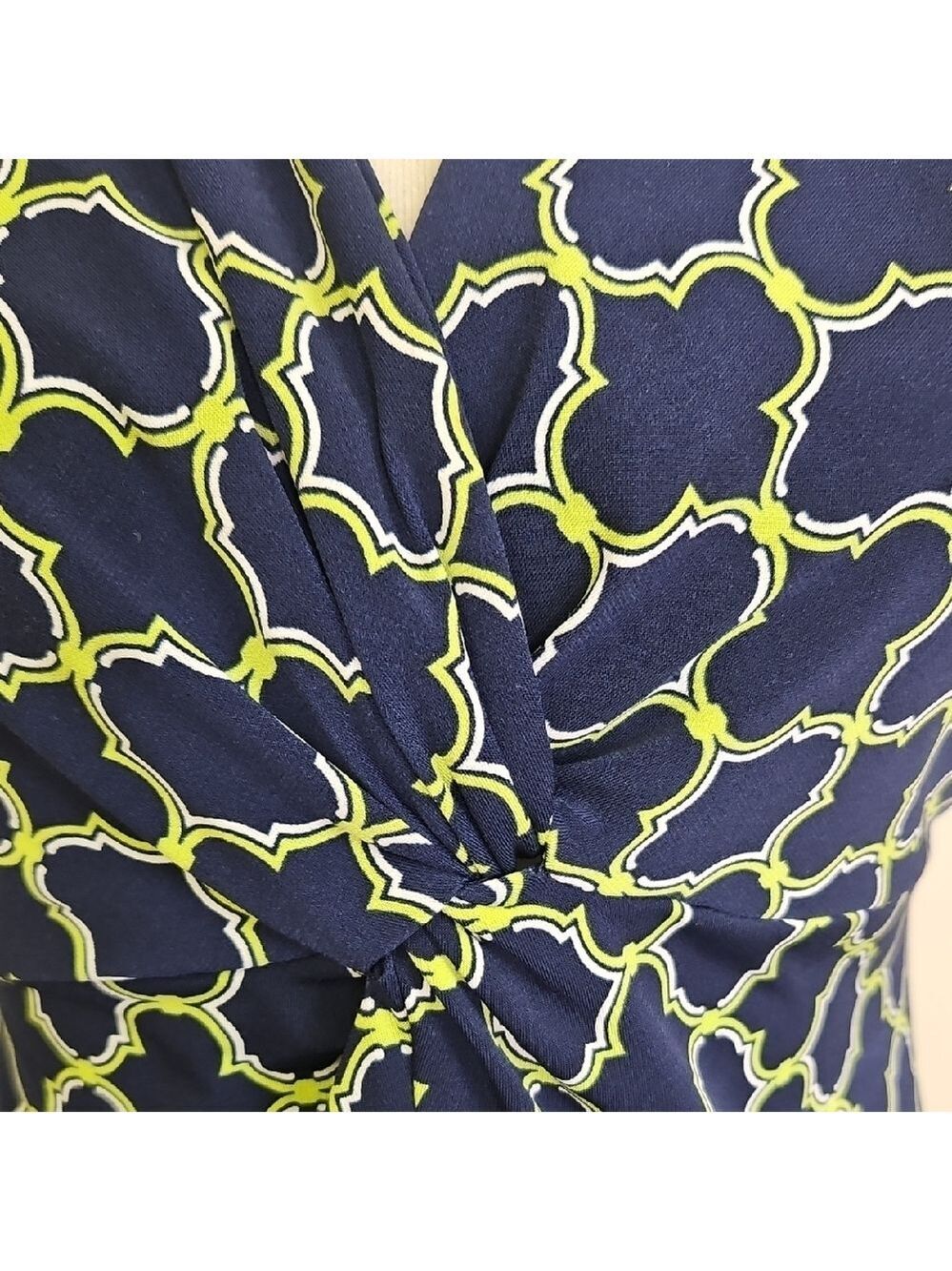 Merona Elegant Navy and Chartruesse Patterned Dress Twist At Bustline Stretchy M - Picture 6 of 12